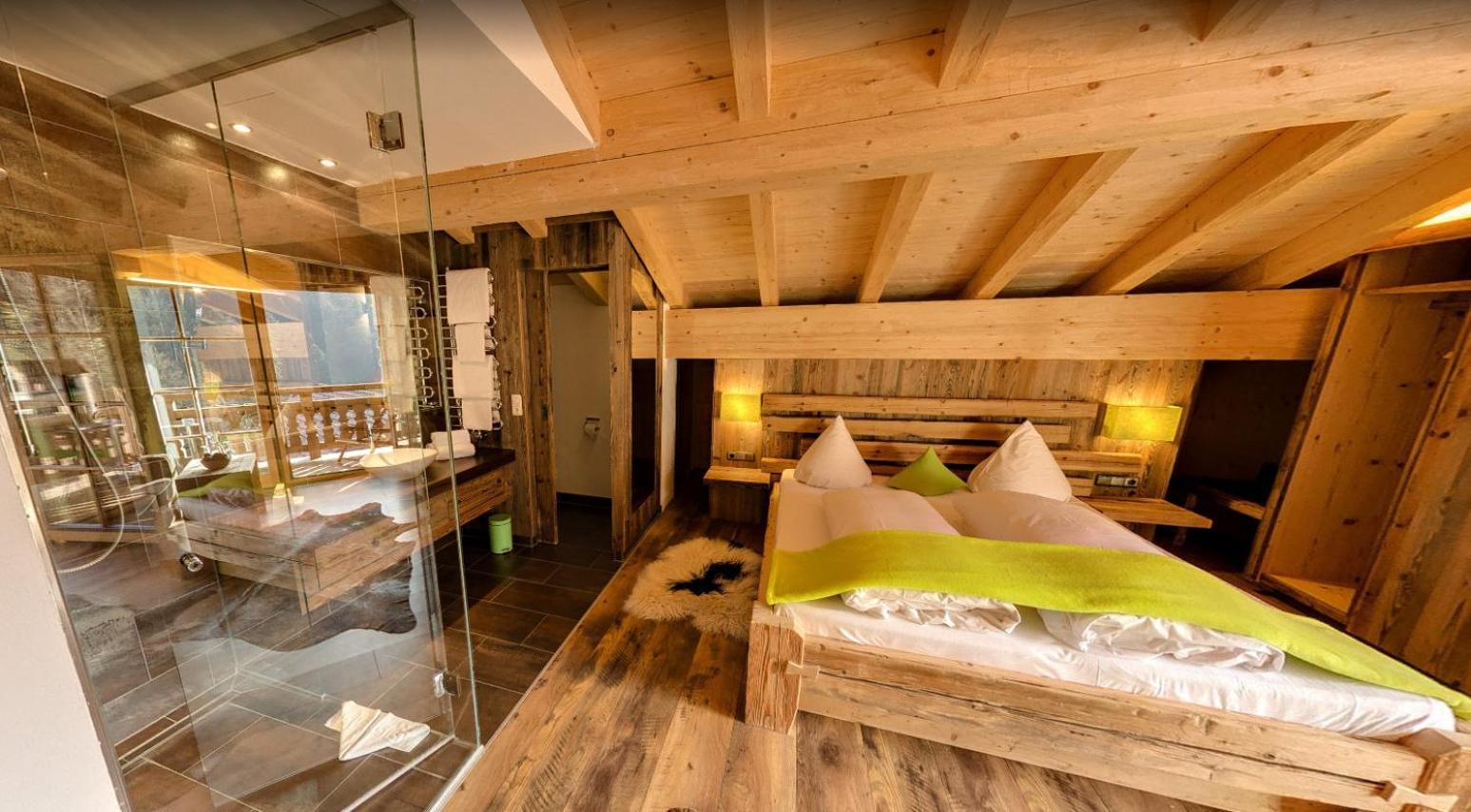 Hotel Feuriger Tatzlwurm Bayrischzell Esterno foto