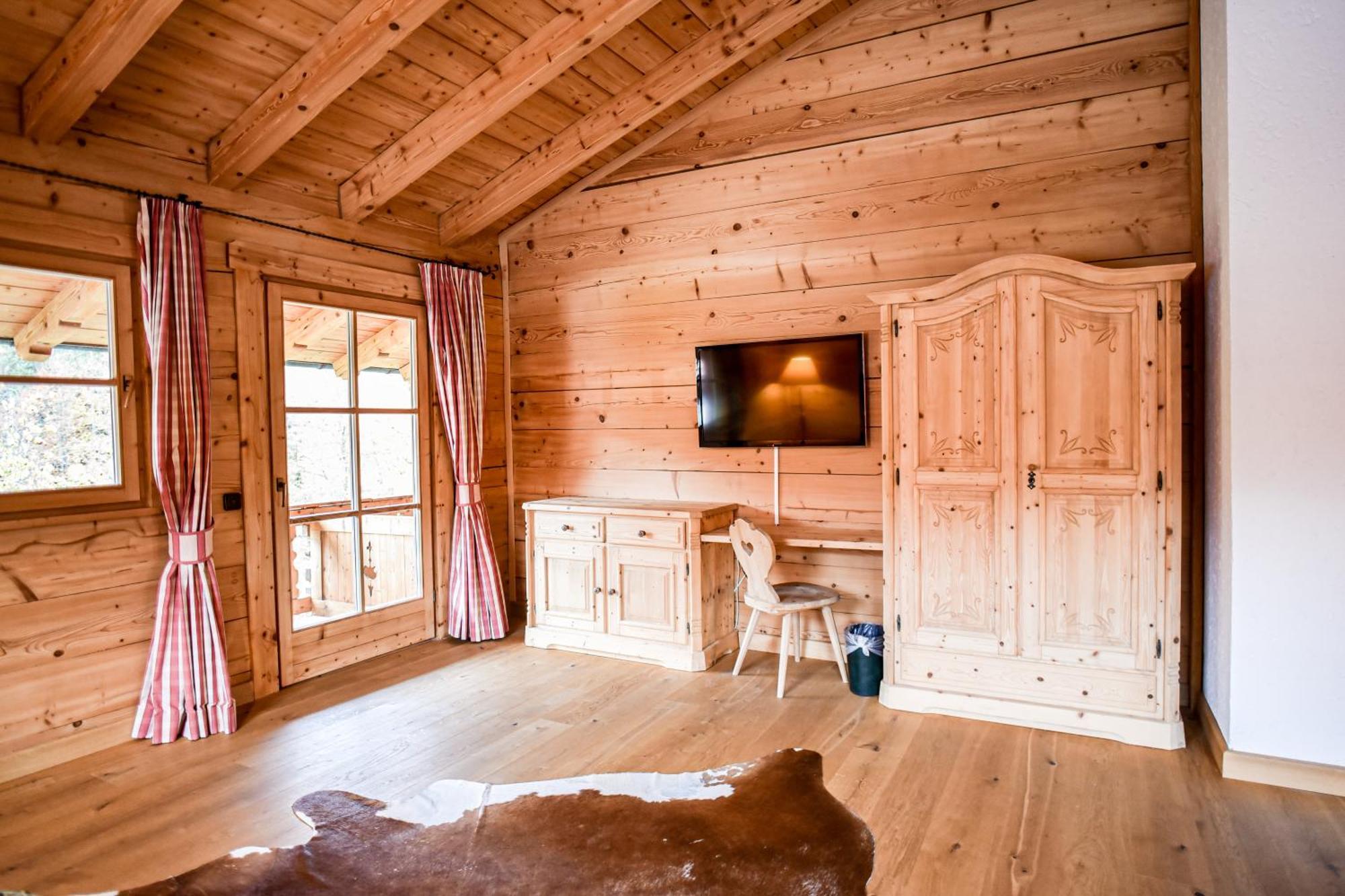 Hotel Feuriger Tatzlwurm Bayrischzell Esterno foto