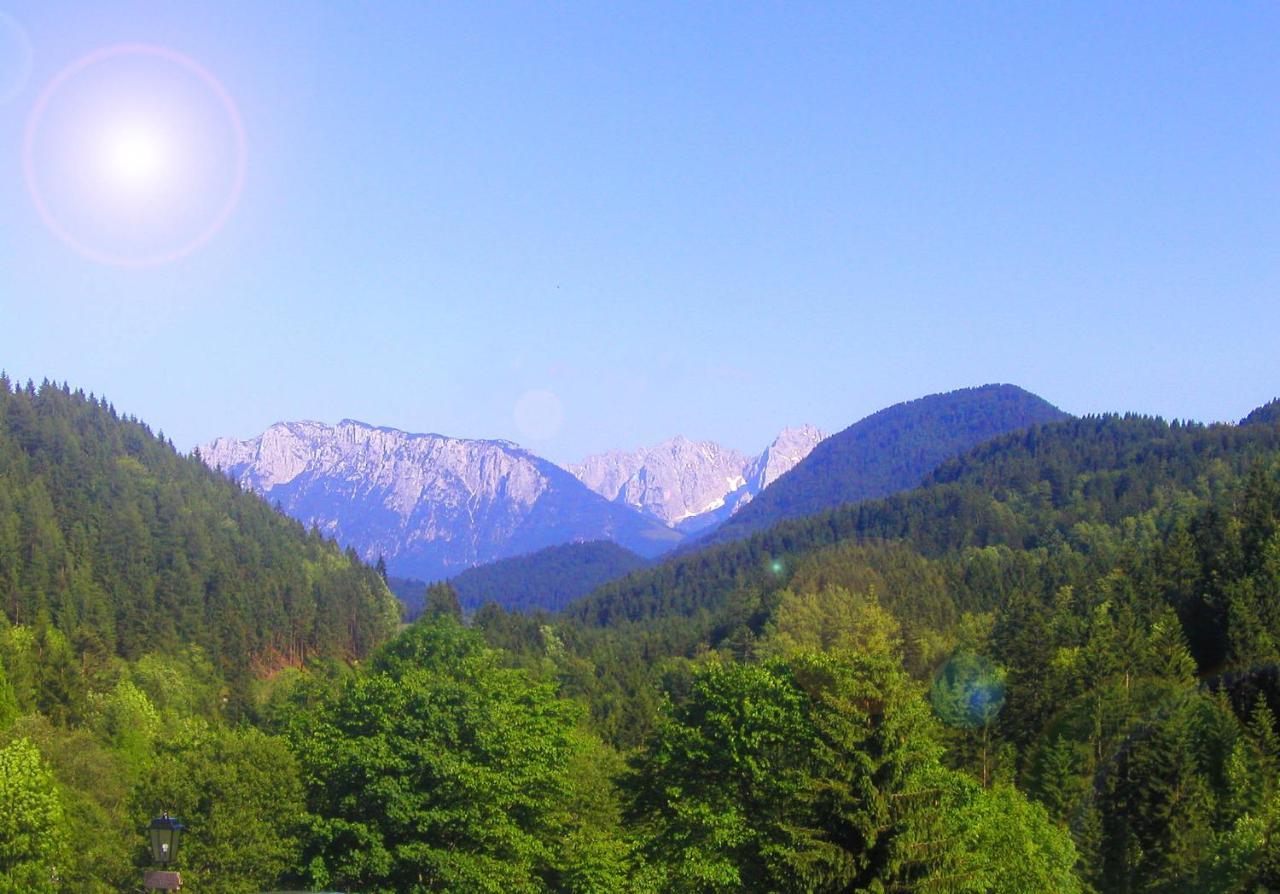 Hotel Feuriger Tatzlwurm Bayrischzell Esterno foto